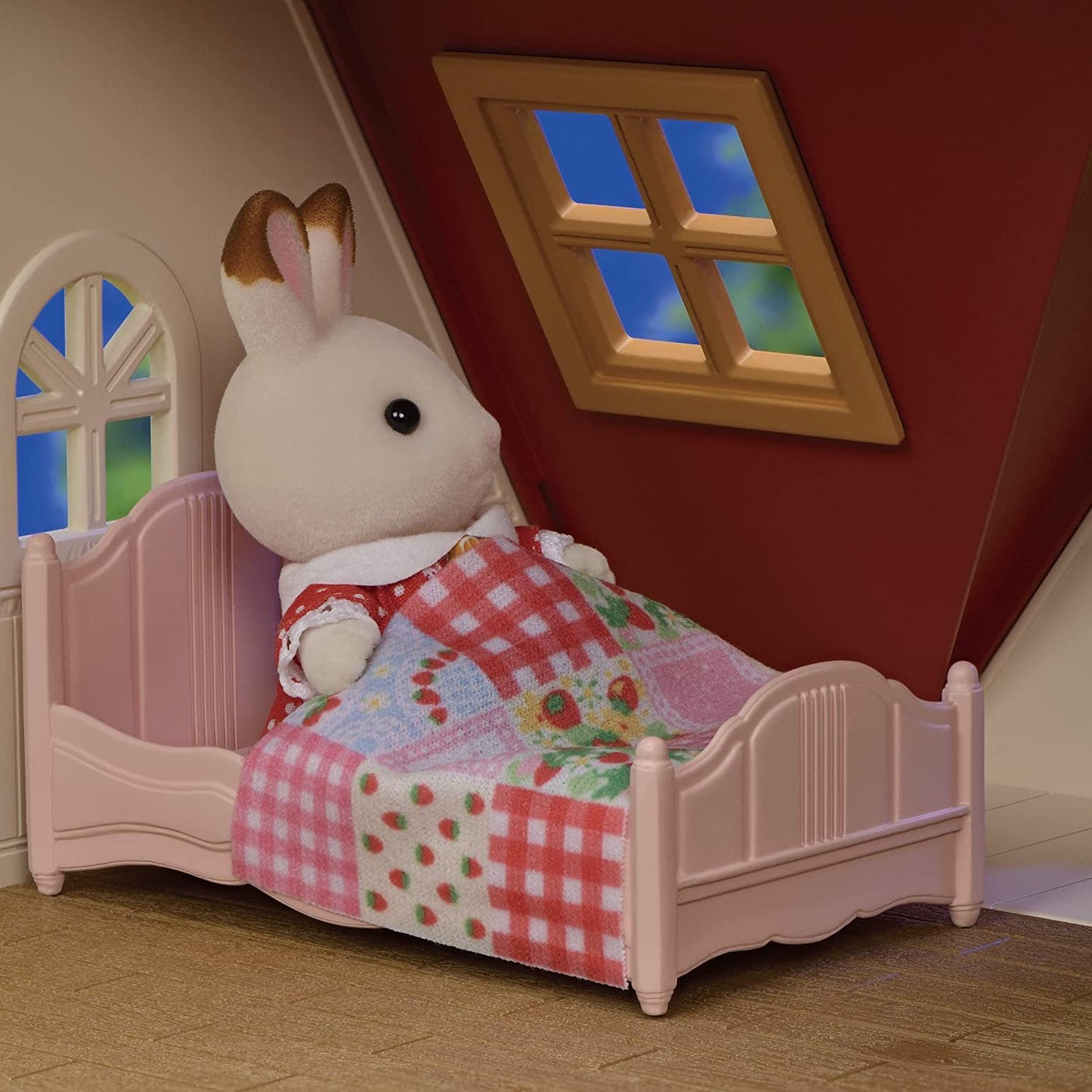 Sylvanian Families Red Roof Cosy Cottage Starter